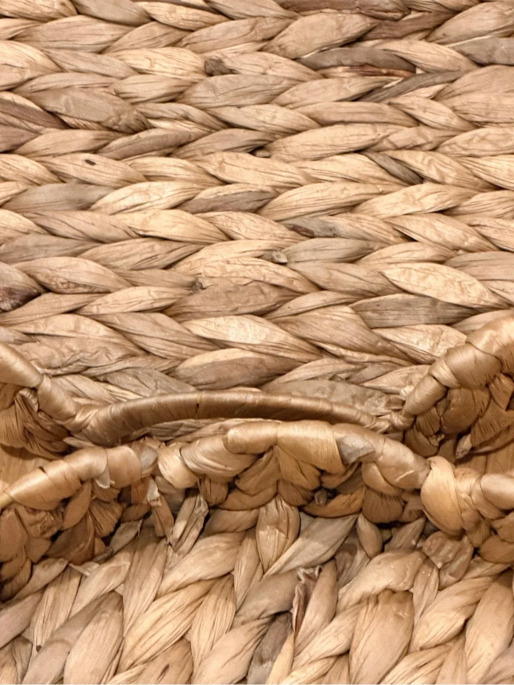 2 NEW Natural Woven Round Serving Tray - Tan 12.5+13.5